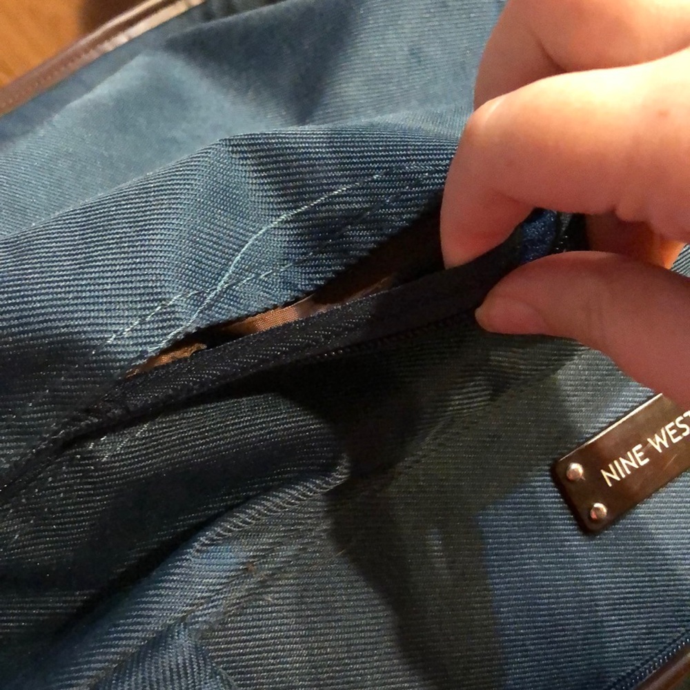 Nine West luggage bag - Picture 2 of 4